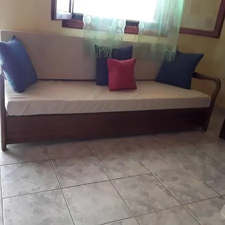 άνετο σπίτι στη θάλασσα